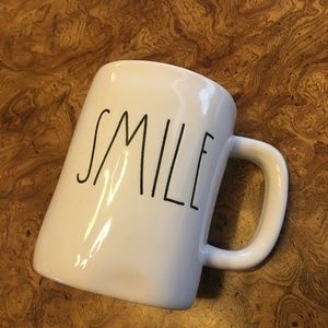 Rae Dunn Mug "Smile"
